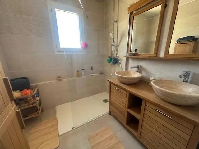 Vakantiehuis Chez Domi - Conciergrie Ib *